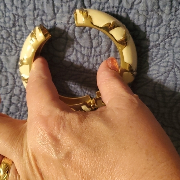 Gold And Cream Hinged Bracelet - Picture 3 of 4